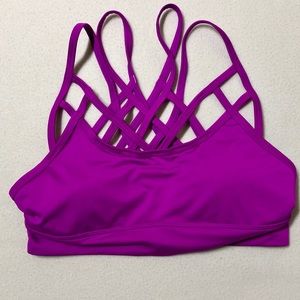 Marika Sports Bra XS in Magenta